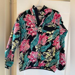 Patagonia size medium beautiful pattern sweater worn like new